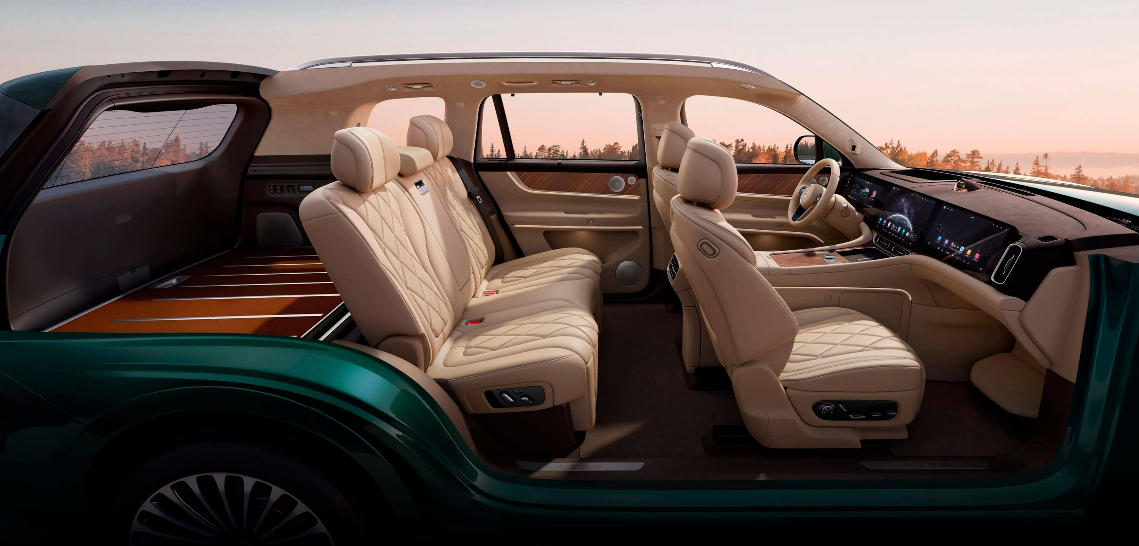 Светло-бежевый