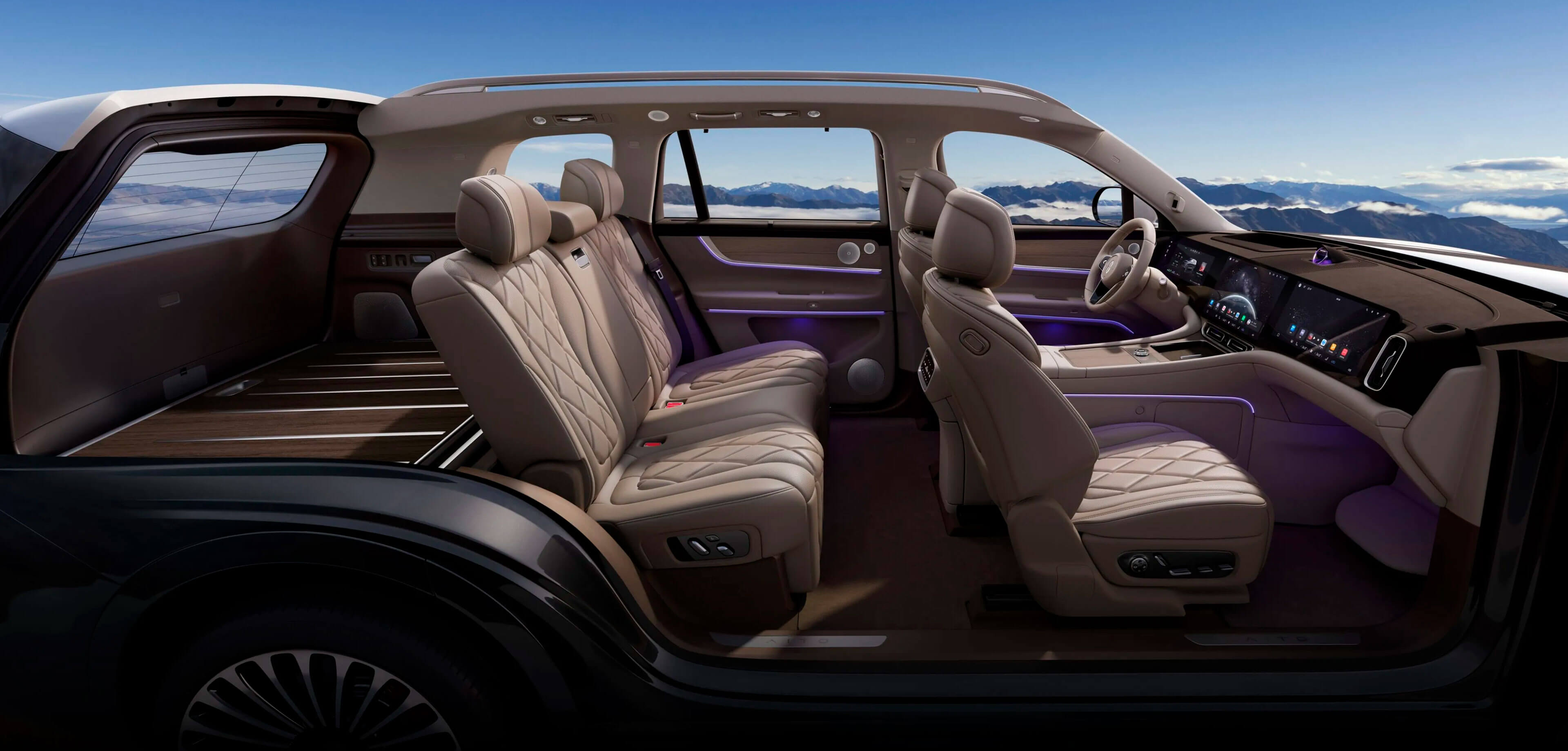 Коричневый