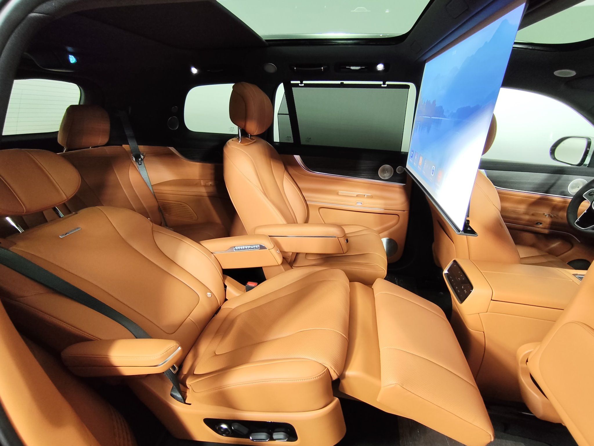 e3d71ce498a63f043e365ba5235ae709