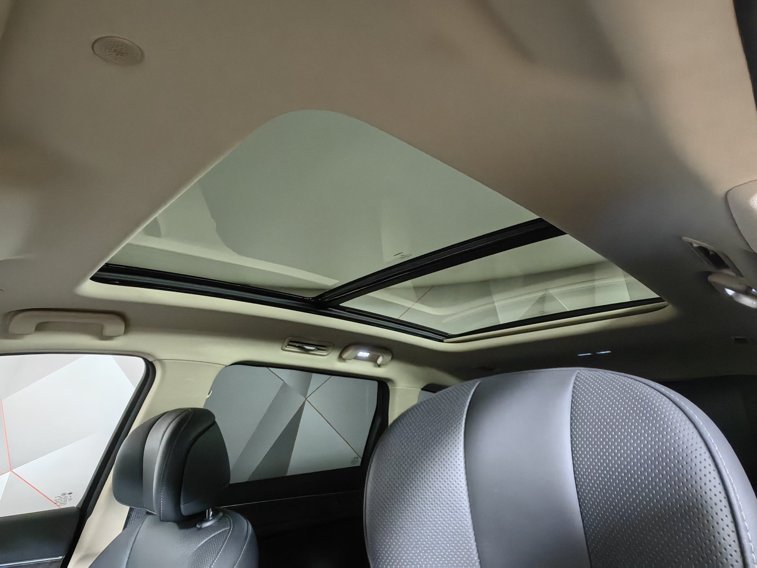 b3774771b3fc648f3e886d8dfb8900e9