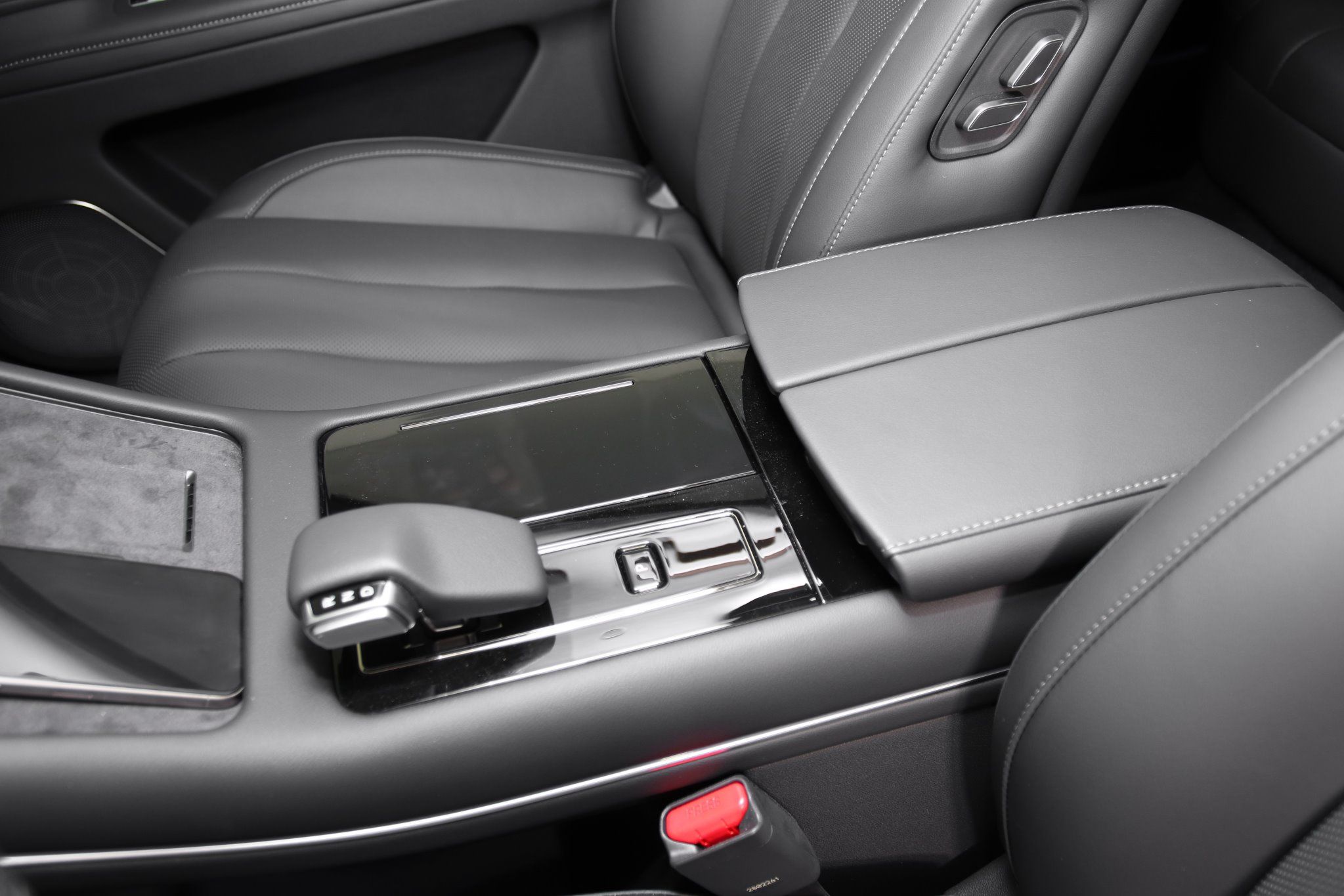 93c9389b66060ba25ed2598d349e1c7e